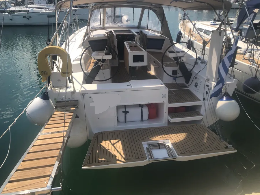 Sailboat Dufour 390 GL for sale
